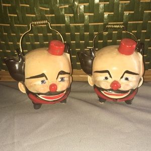 Vintage teapot salt and pepper shakers Victoria ceramics